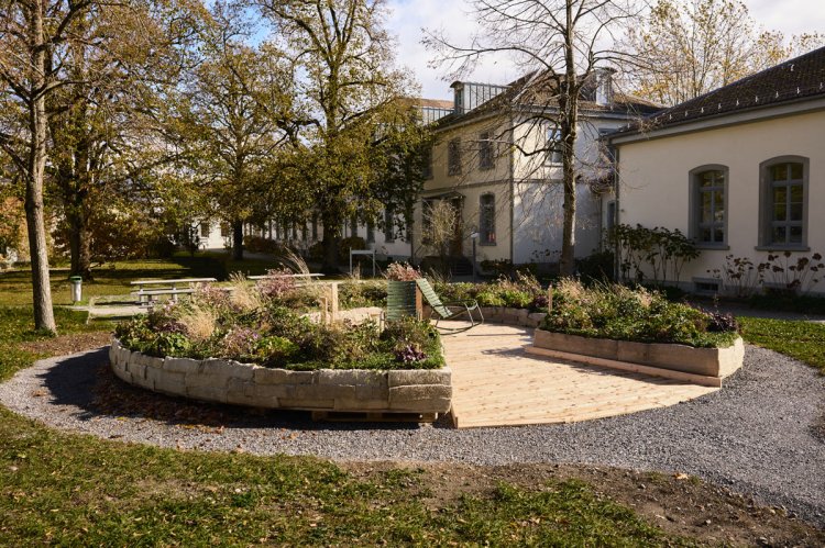 Station «Blumenring» im Lifegarden zur Förderung von Selbstfürsorge und Dankbarkeit.