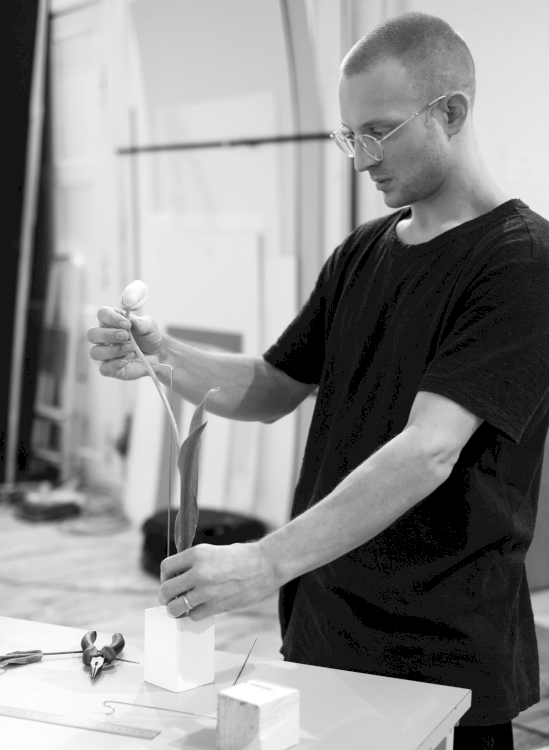 Designer Carl Kleiner bei der Arbeit in seinem Studio in Stockholm.
